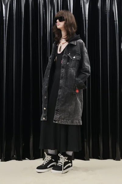 Look 8